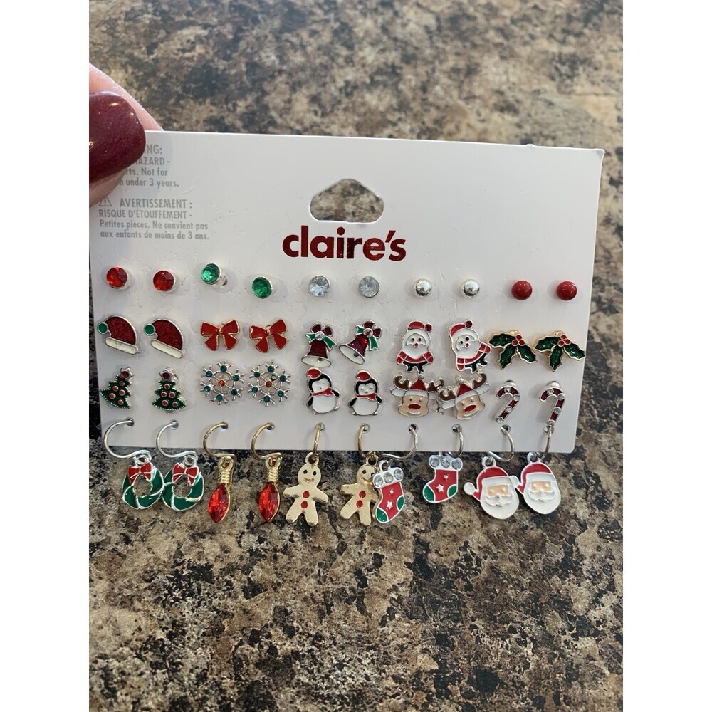 20 Pair Claire's Christmas Earrings New On Card Super Cute